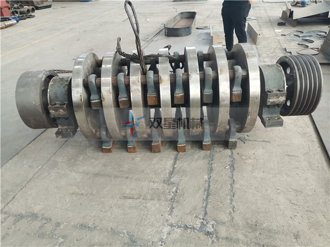 鋁合金破碎機(jī)發(fā)貨現(xiàn)場