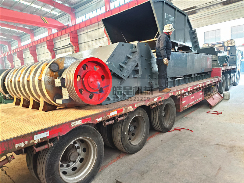 1800型<a href='http://www.greeniq-systems.com/1/553.html' target='_blank'><span>熟鋁粉碎機(jī)</span></a>型材粉碎機(jī)設(shè)備發(fā)貨發(fā)往山東省