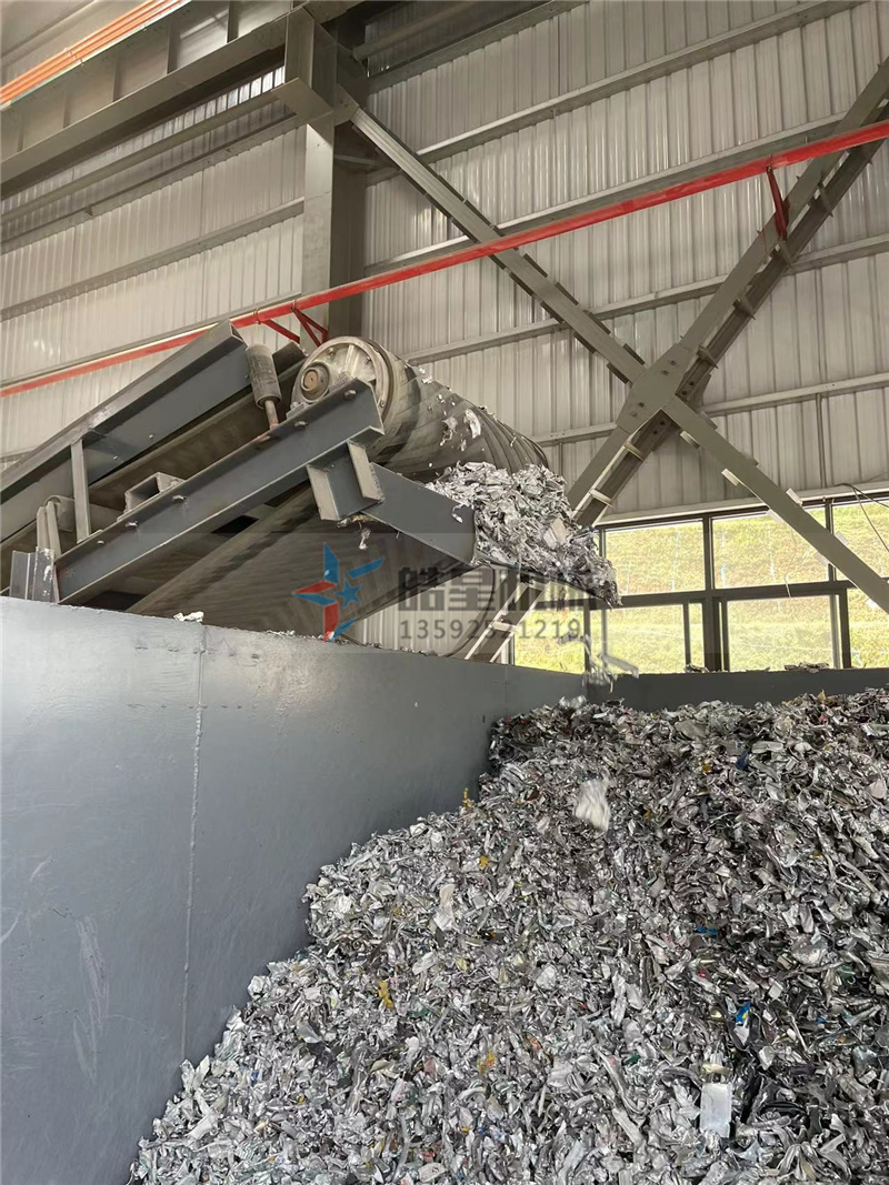 破廢鋼的機(jī)器是哪種設(shè)備多少錢一臺(tái)